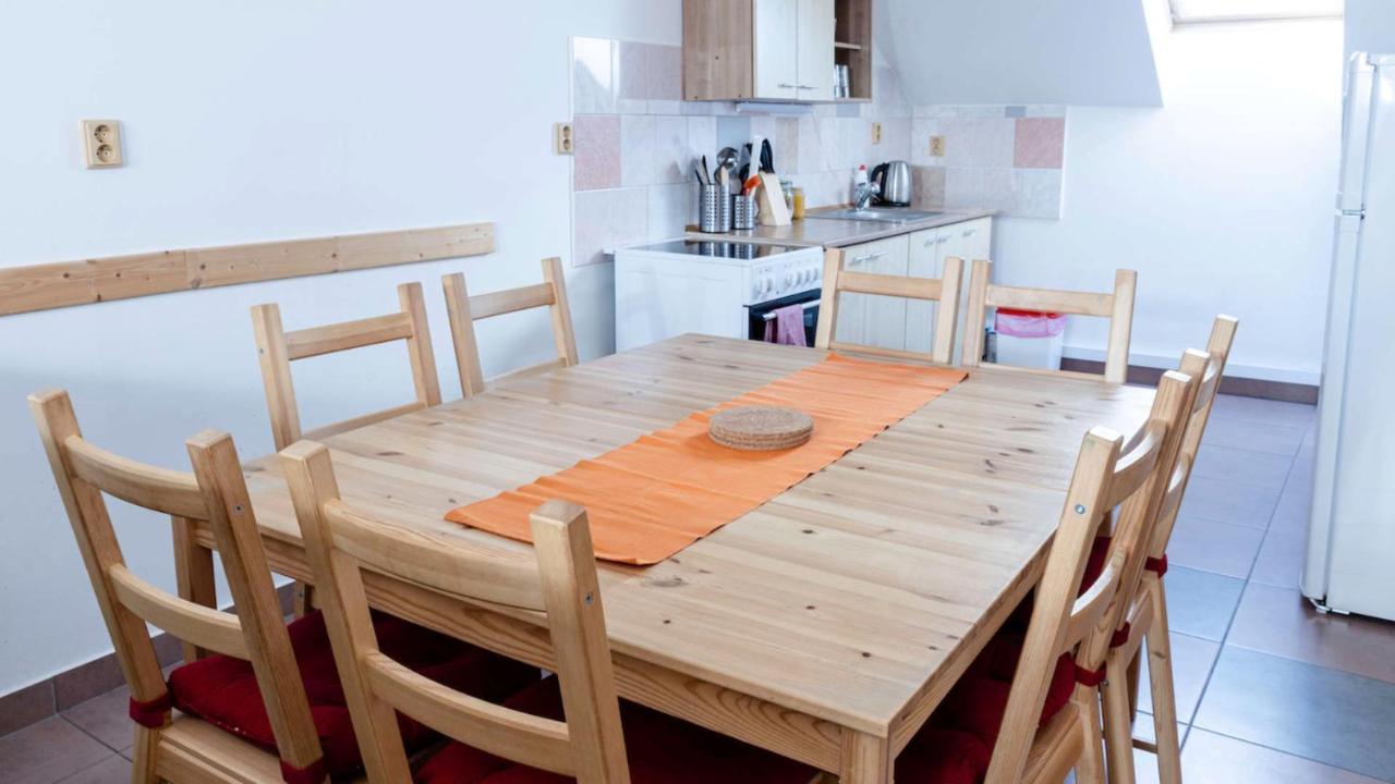 Apartman Cabernet Velké Pavlovice Dış mekan fotoğraf