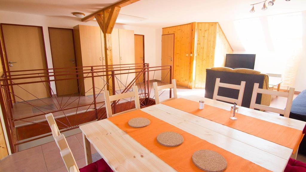 Apartman Cabernet Velké Pavlovice Oda fotoğraf